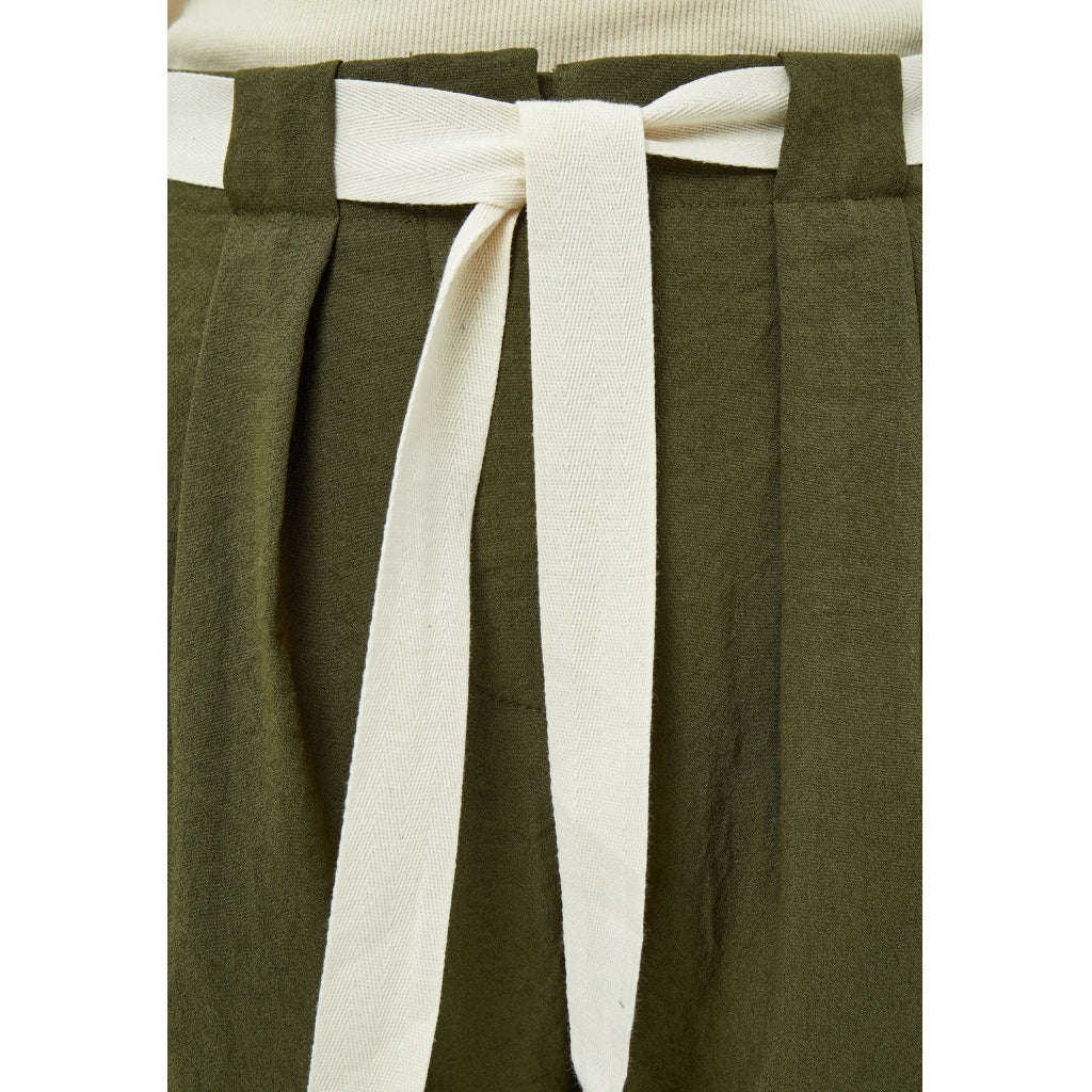 Preordine Brenda Mid Waist Shorts