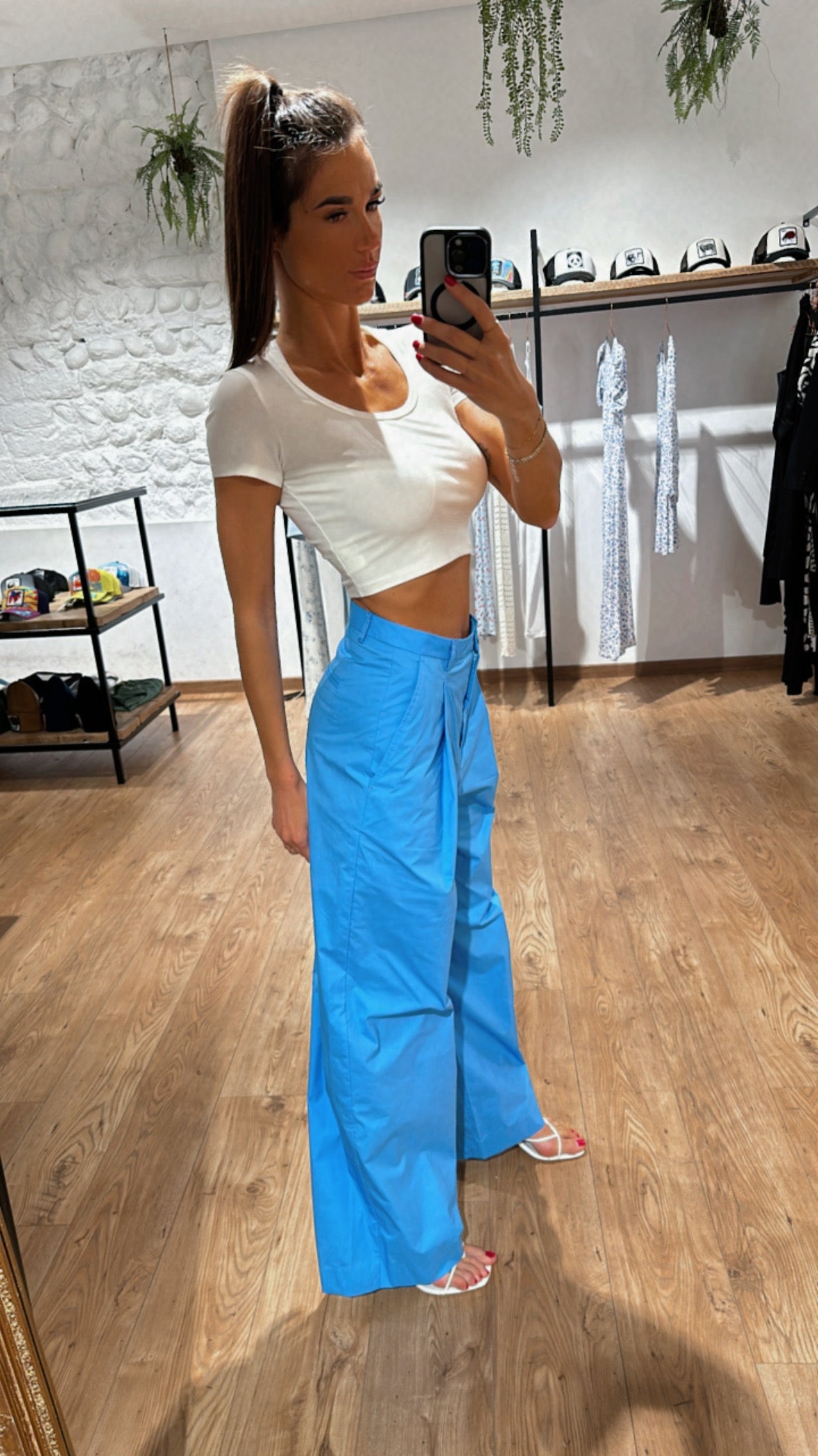 Pantalone Con Bottone Turchese