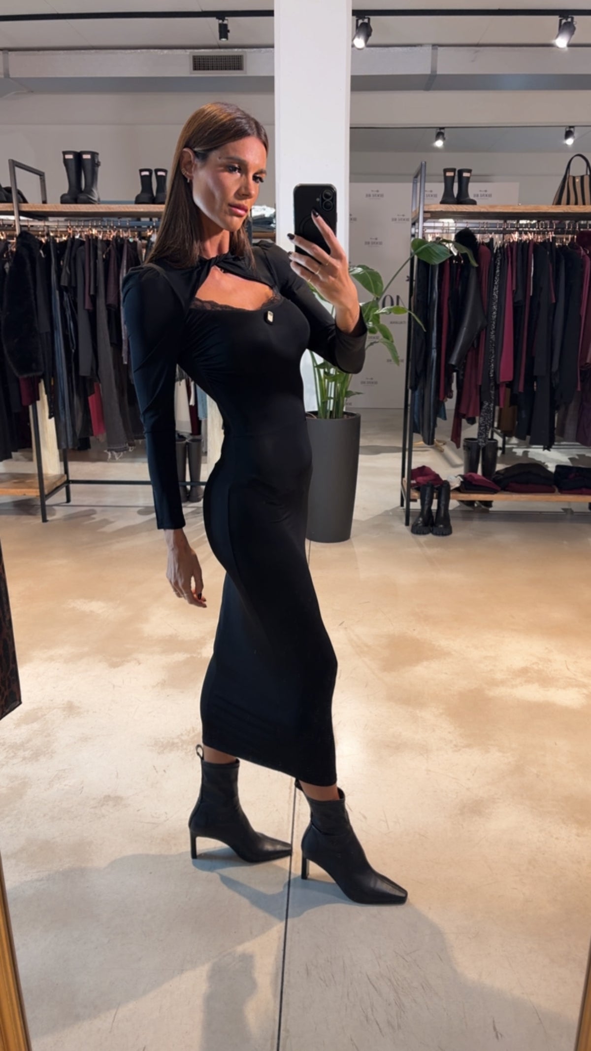 Abito Midi Con Dettaglio Bralette In Pizzo Tinta Unita Nero