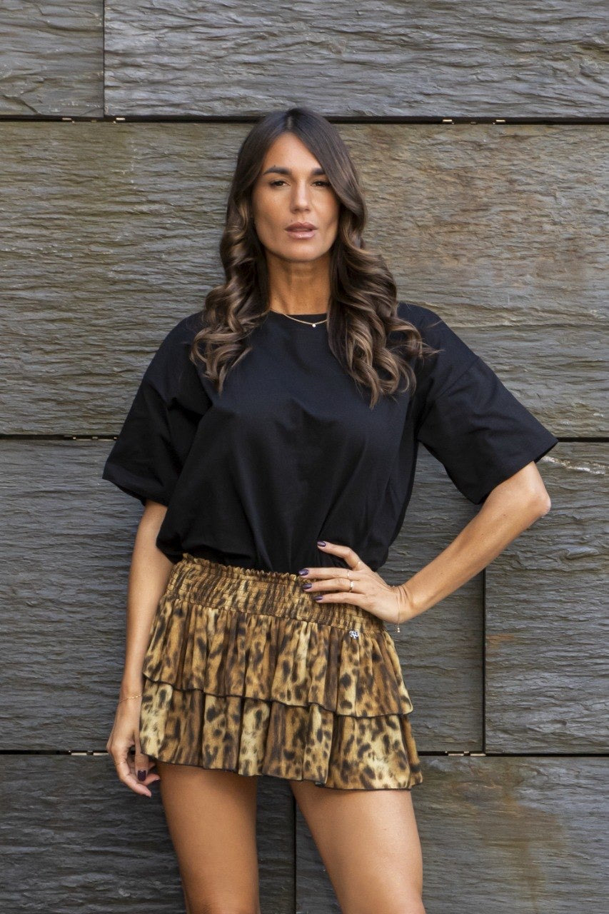 T-shirt Girocollo A Maniche Corte Con Apertura Sul Retro