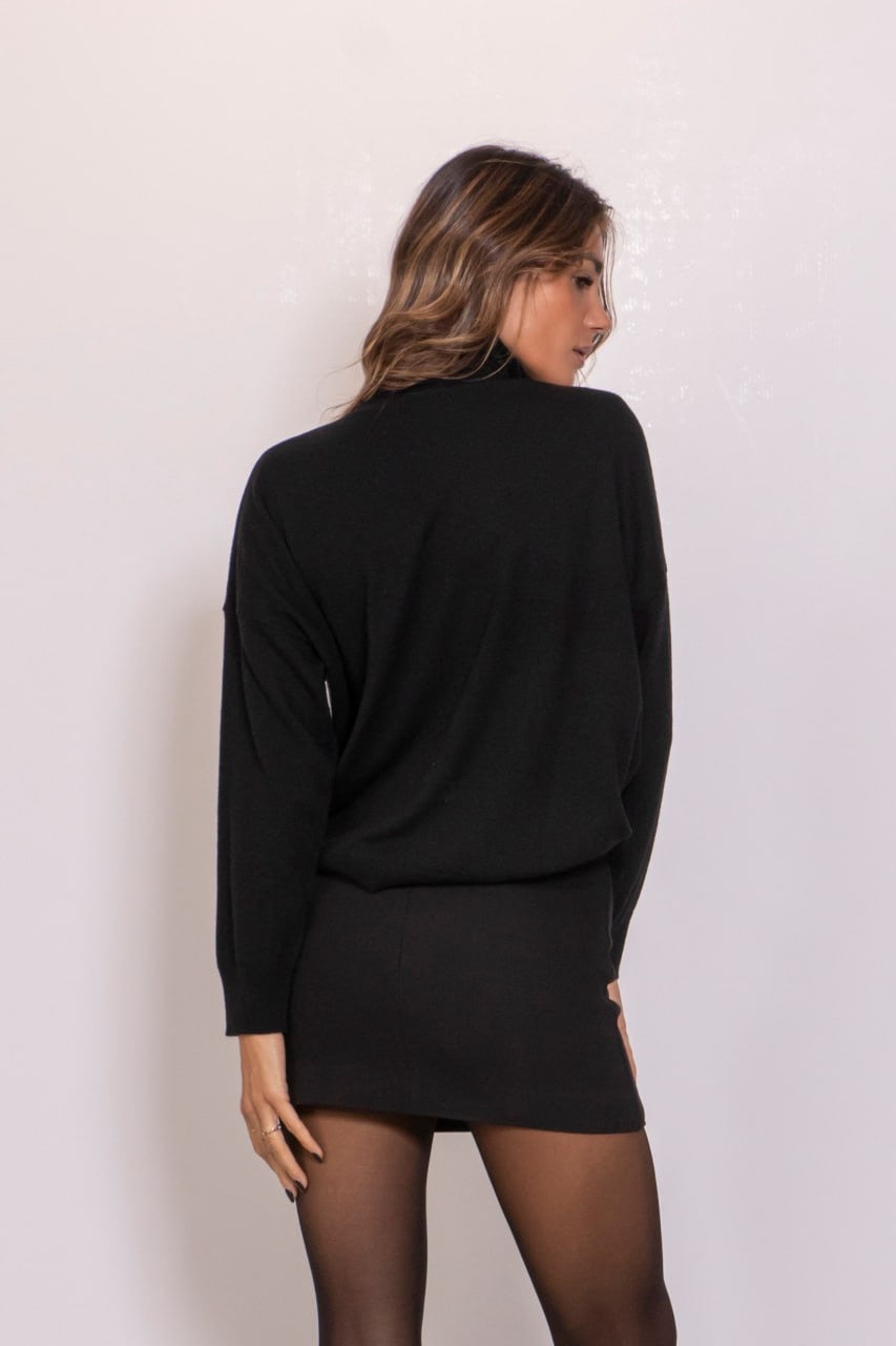 Dolcevita cut out