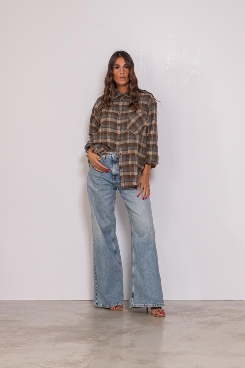 Maxi Camicia A Quadri Con Tasca Sul Petto Marrone