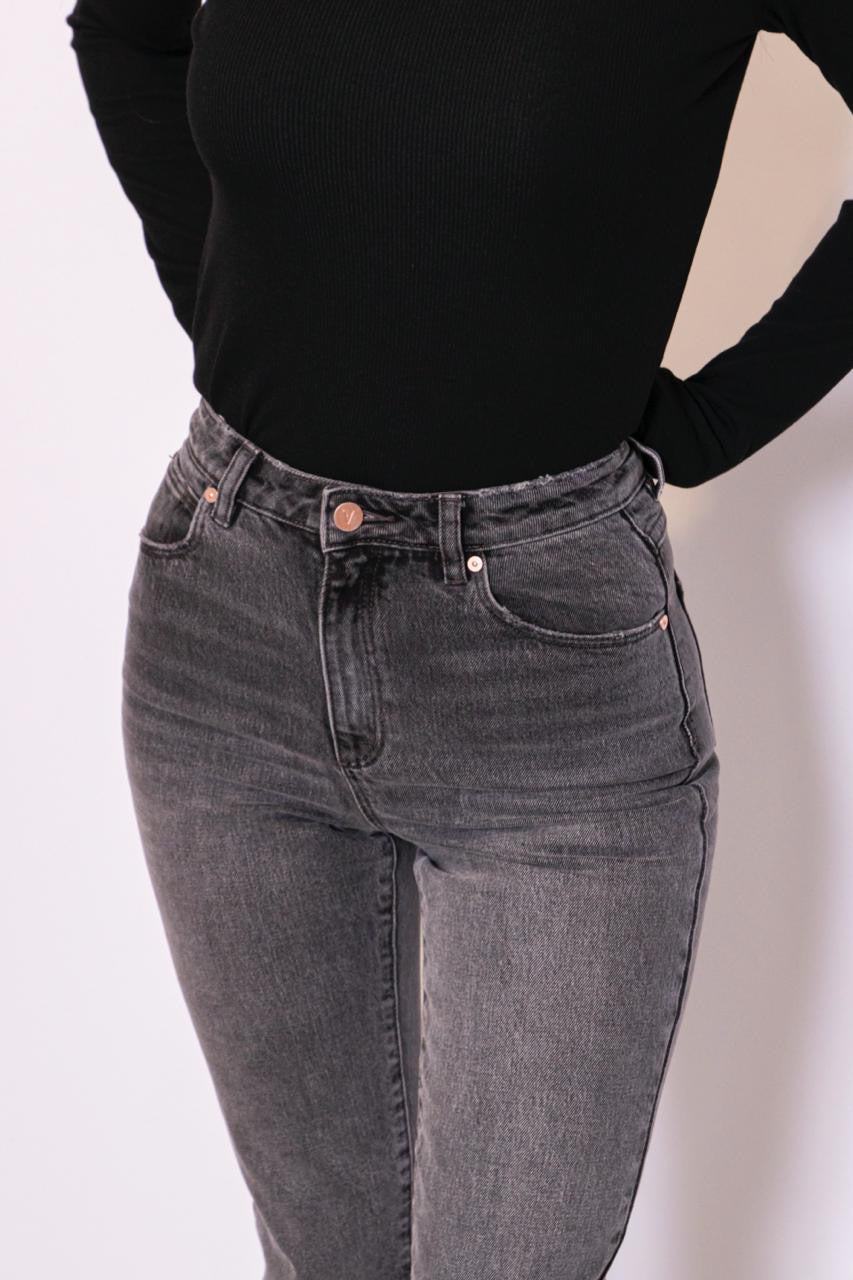 Preordine A 94 High Slim Addison Vintage Black