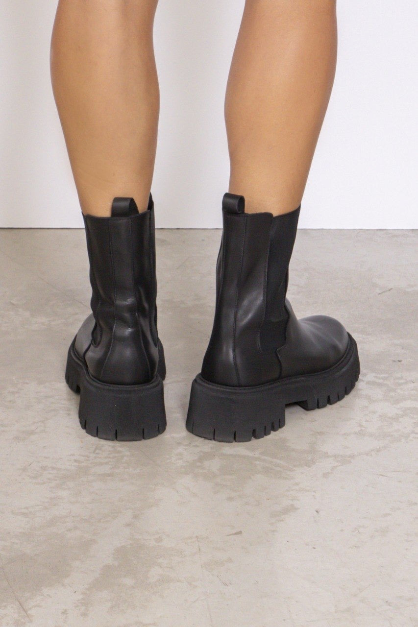 Preordine Rebel Biker In Vitello Nero