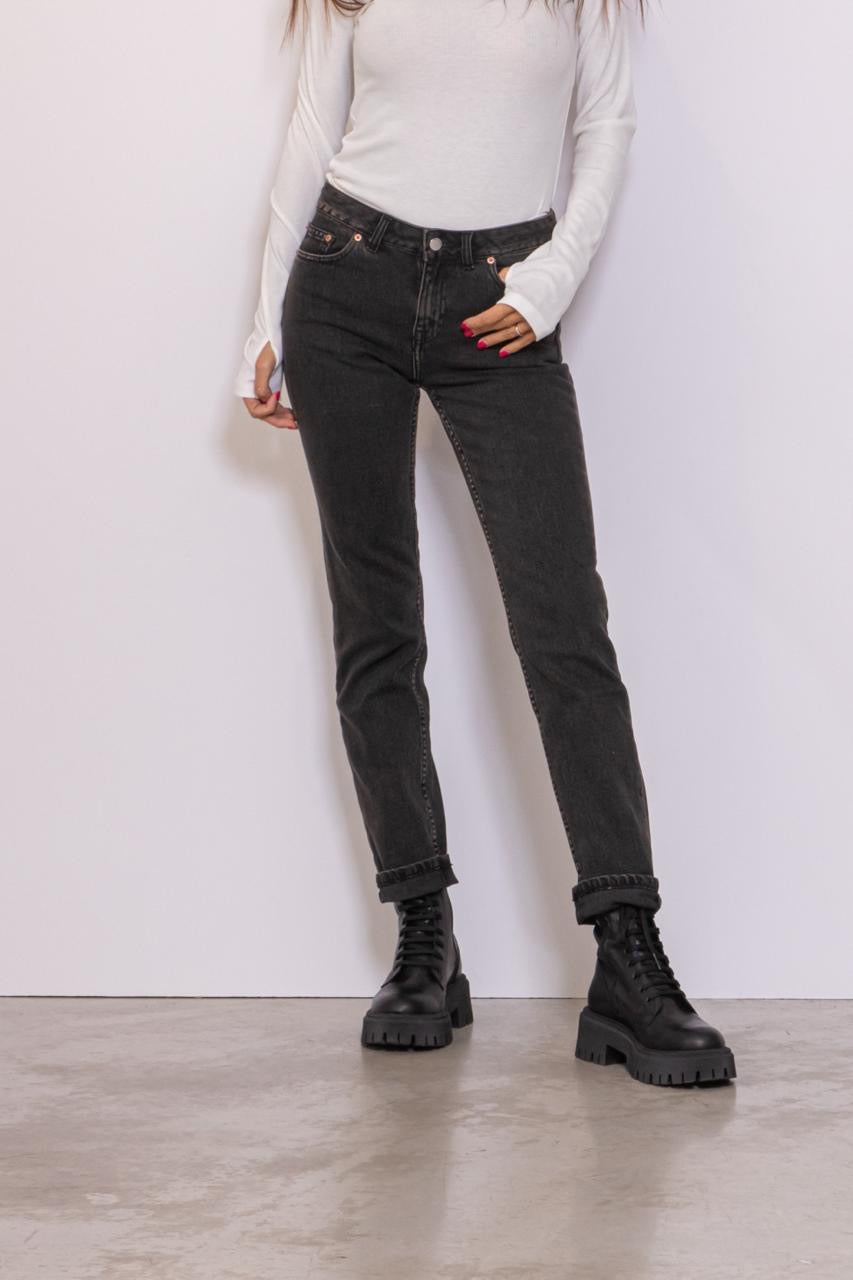 Straw Mid Slim Tar Aged Black