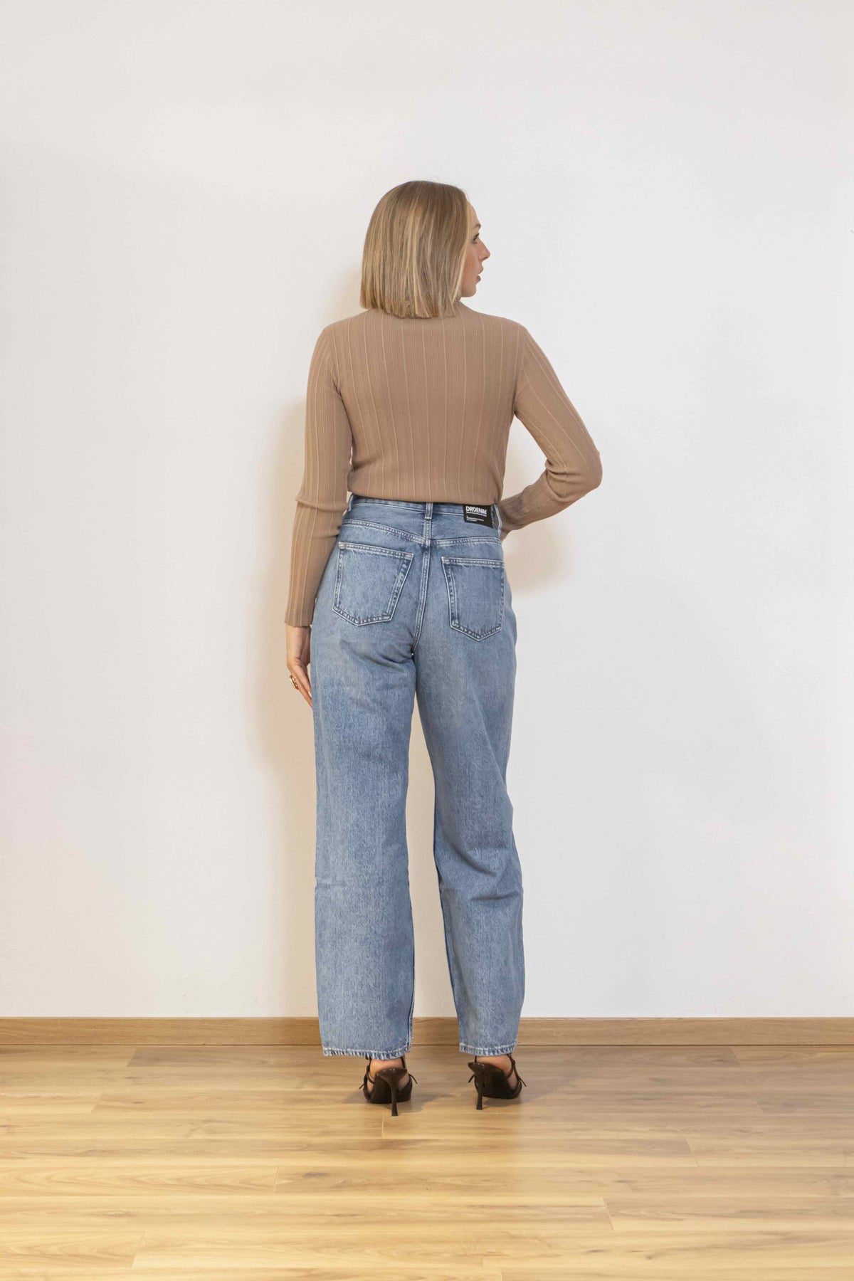 Dolcevita A Costine Beige