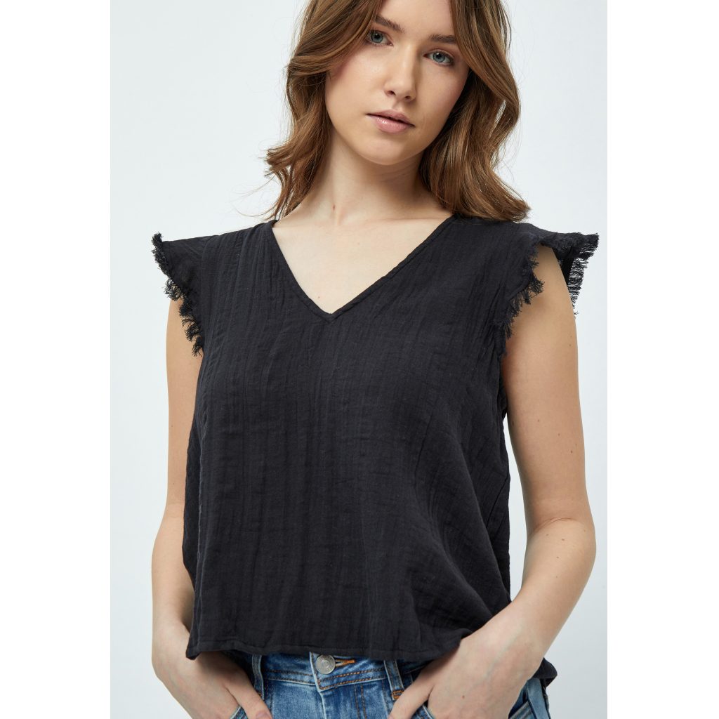 Clara Cap Sleeve Crop Blouse Black
