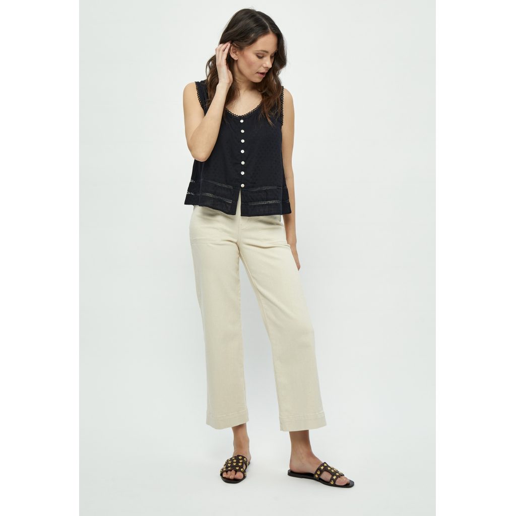 Berlin Sleeveless Crop Top