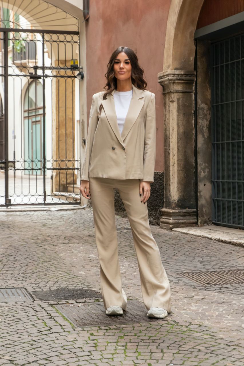 Pantalone Fluido Con Bottoni Turchesi