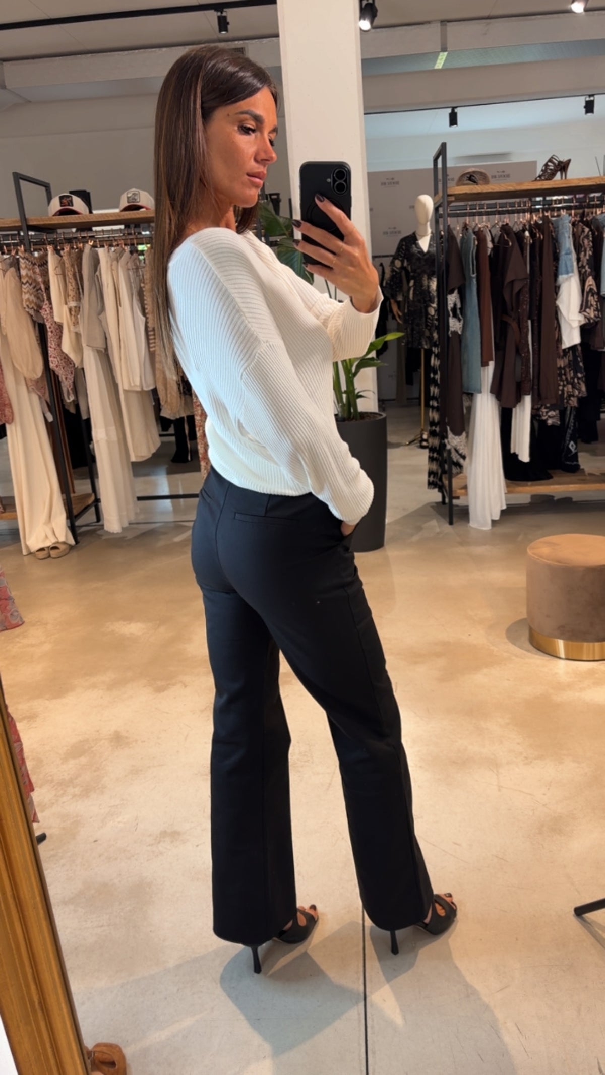 Preordine Pernille Flared Pant