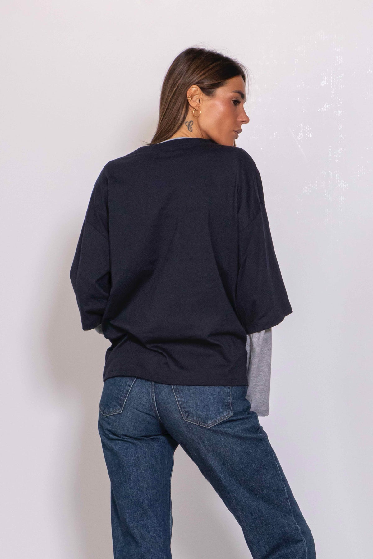 T-Shirt Over effetto sovrapposto blu