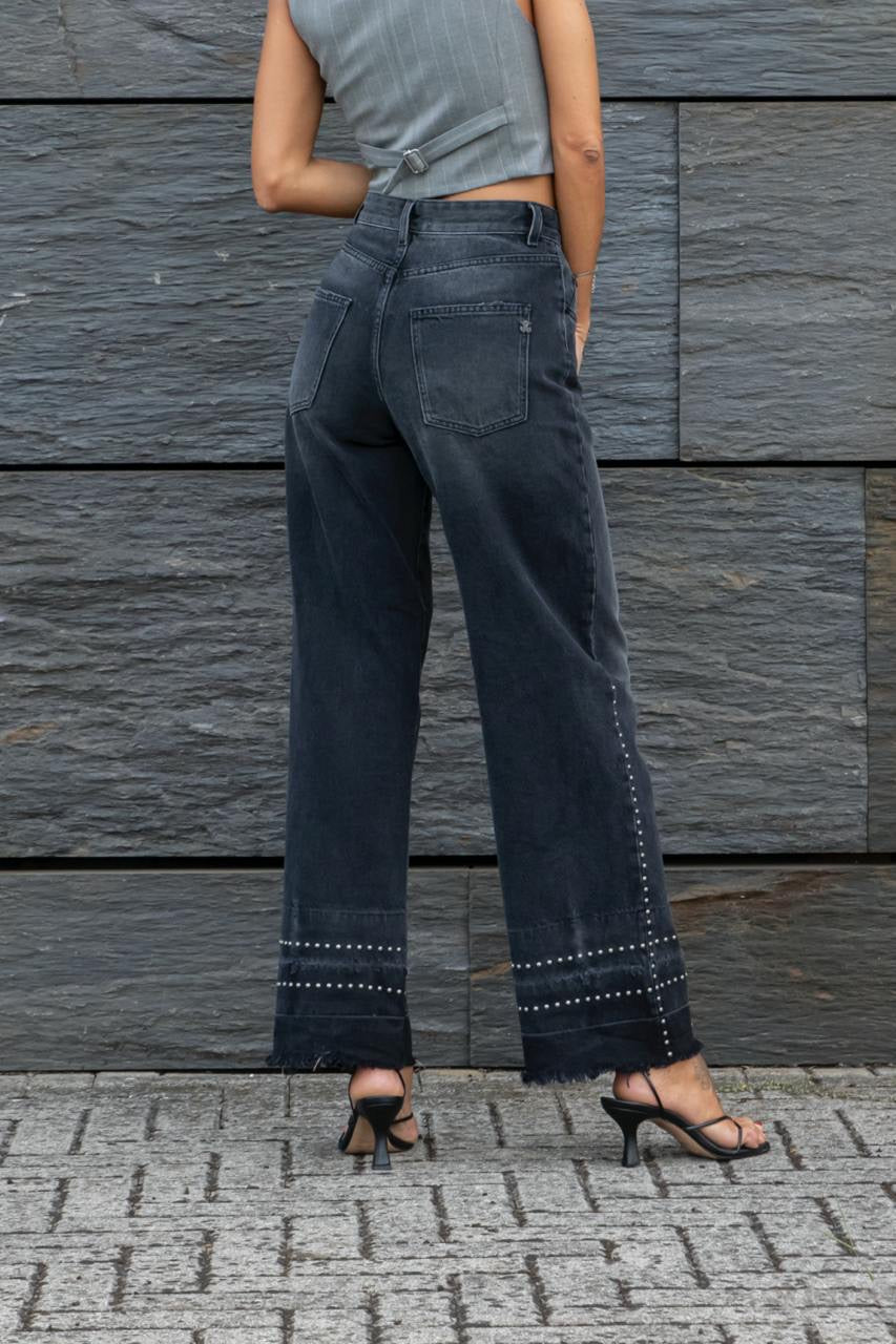 Jeans Boy Low Waist Over Con Fondo Scucito E Borchie