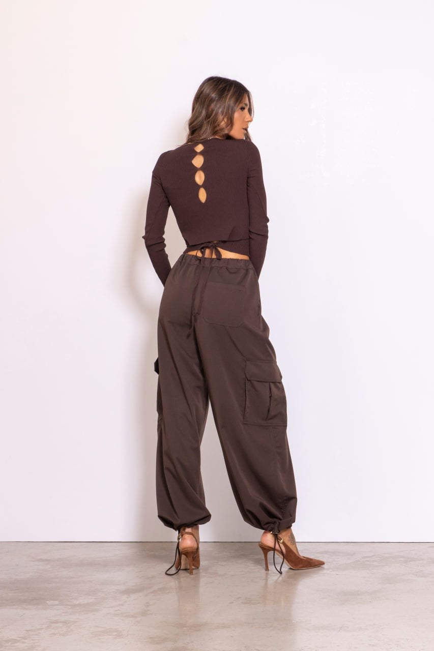 Maglia A Costine Con Cut Out Sulla Schiena