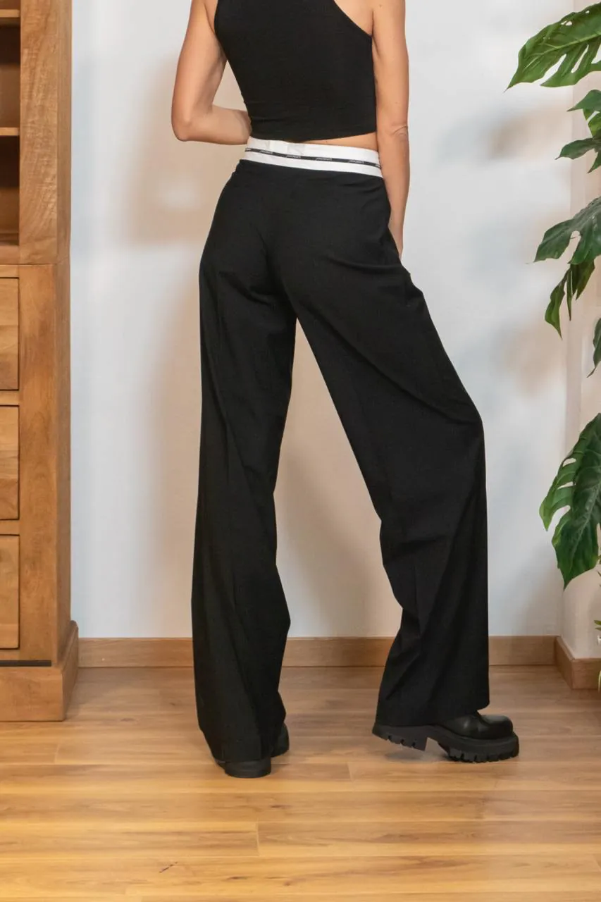 Pantalone Dritto Con Cinta Logata