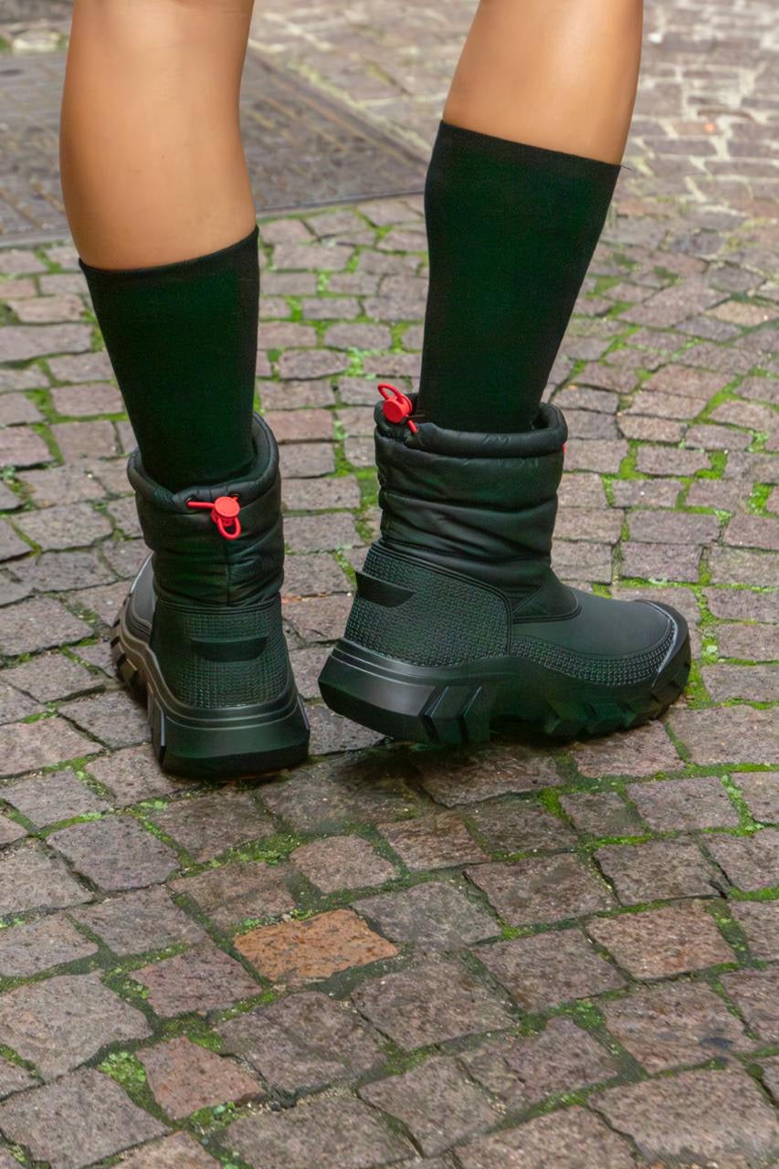 Intrepid Short Snow Boots